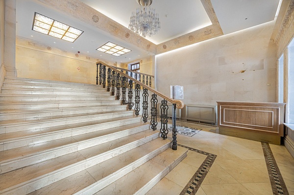 3-к квартира, 195 кв.м.