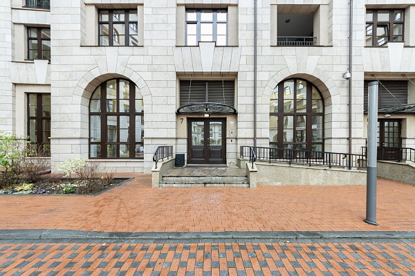 4-к квартира, улица Фадеева, 4А