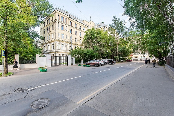 4-к квартира, 134 кв.м., Олсуфьевский переулок, 2/4