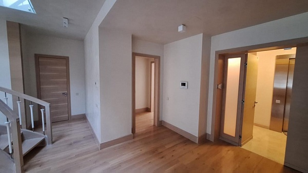 Квартира, 620 кв.м.